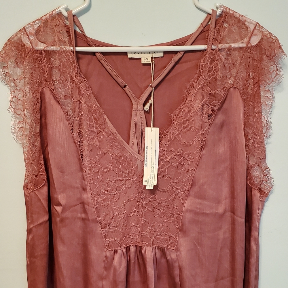NWT - Silky blouse with tank top